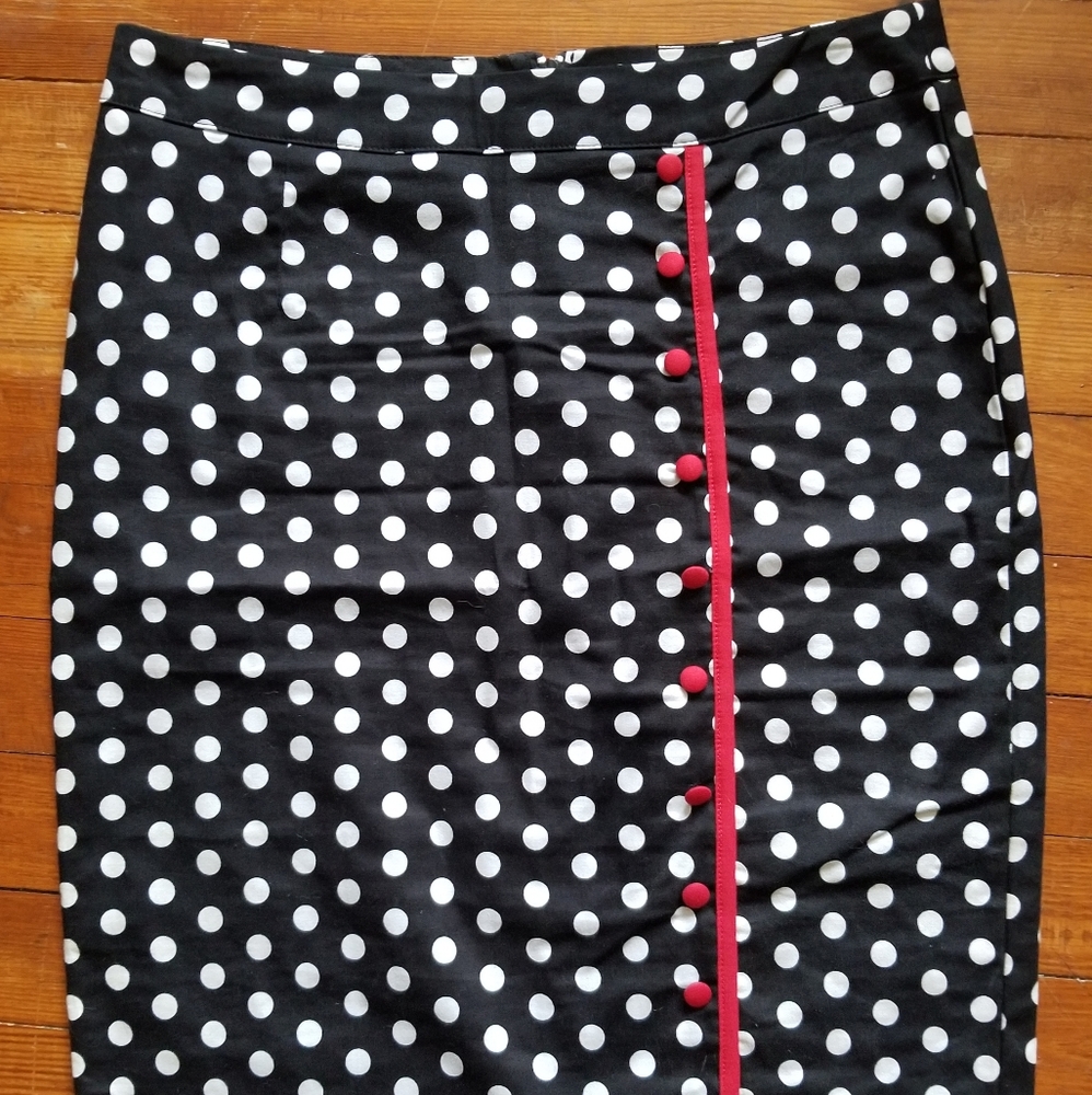 Sourpuss Black & white polka dot pencil skirt